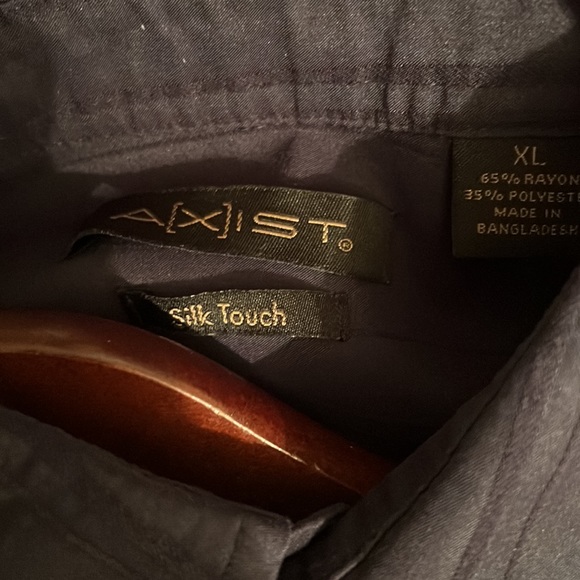 Axist button up short sleeve shirt. XL black - Picture 2 of 2